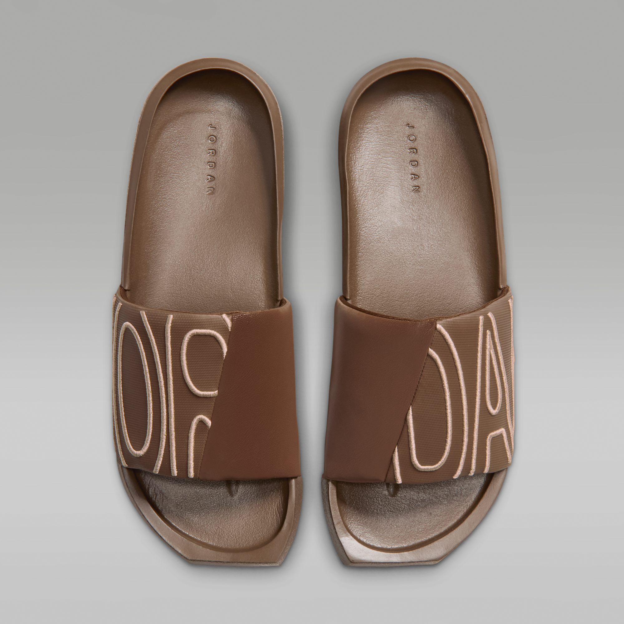 Jordan NOLA - Cacao Wow/Legend Medium Brown - 5