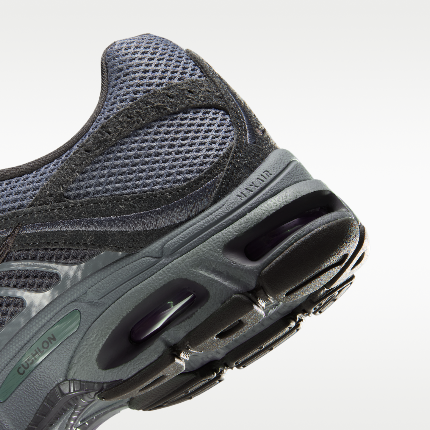Nike Air Max Moto 2K Suede - Iron Grey/Medium Ash/Smoke Grey - 8