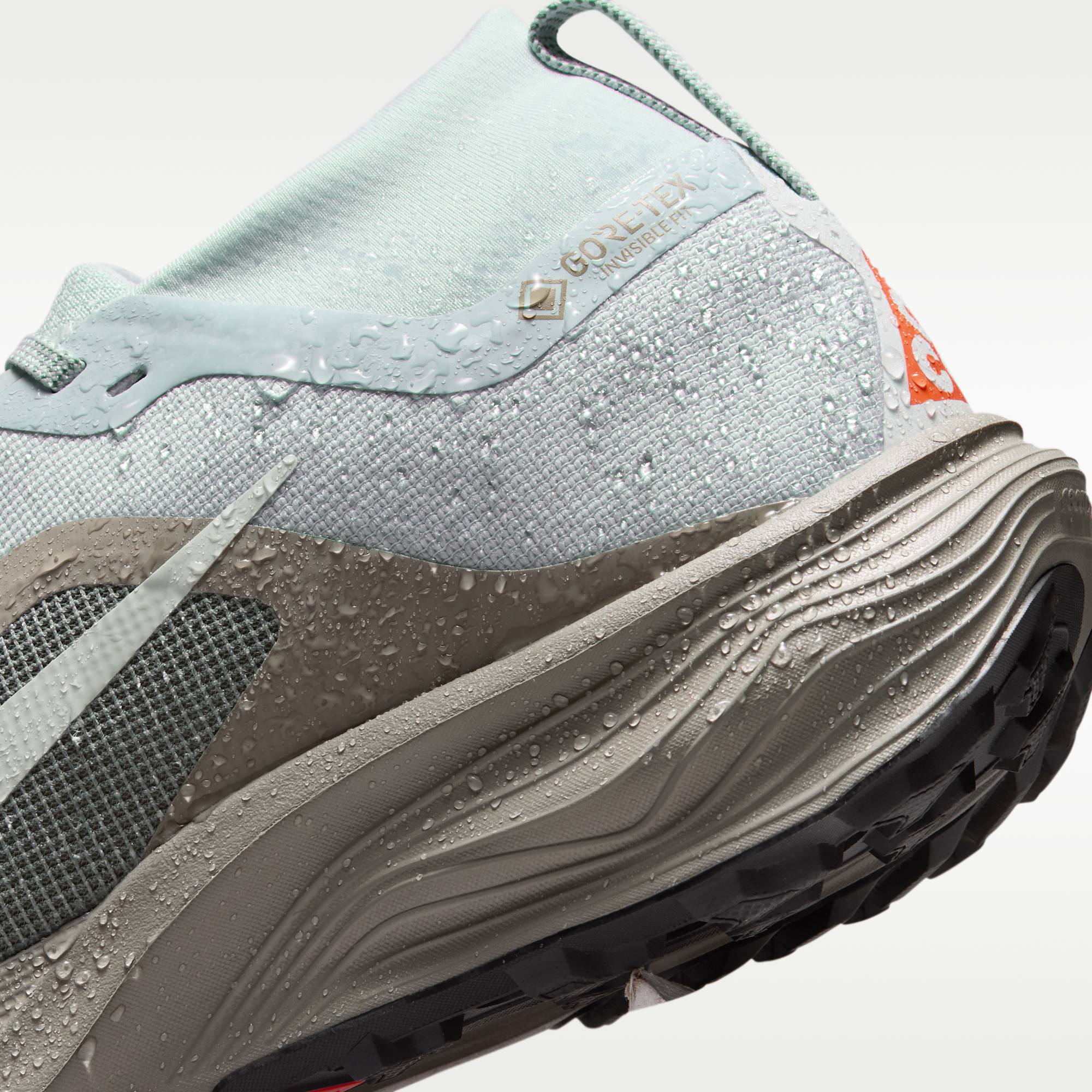 ACG Pegasus Trail GORE-TEX - Light Silver/Light Army/Safety Orange/Light Silver - 9