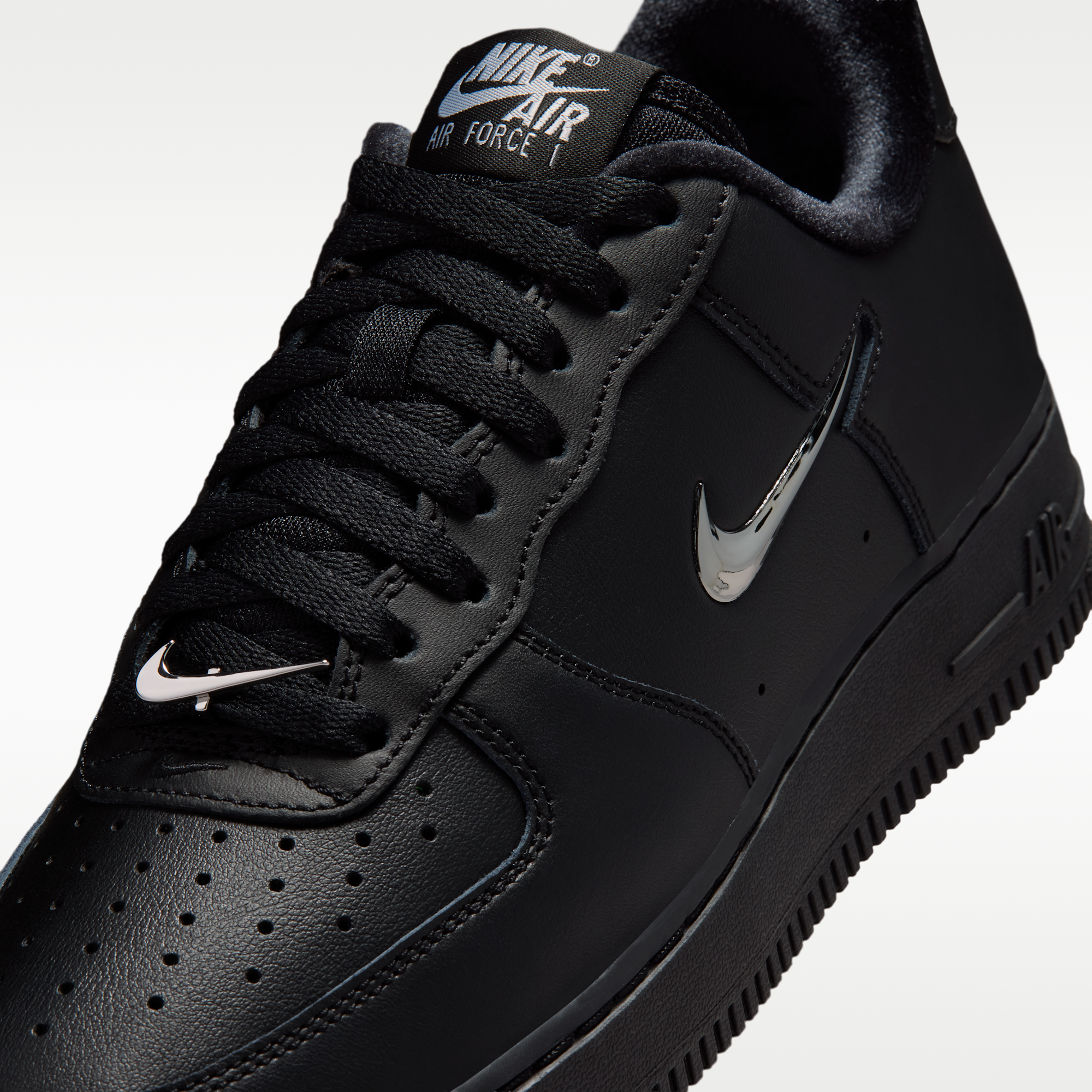 Nike Air Force 1 '07 - Μαύρο/Wolf Grey/Metallic Silver - 7