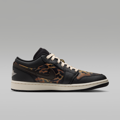 Air Jordan 1 Low SE - Μαύρο/Velvet Brown/Chalk - 3