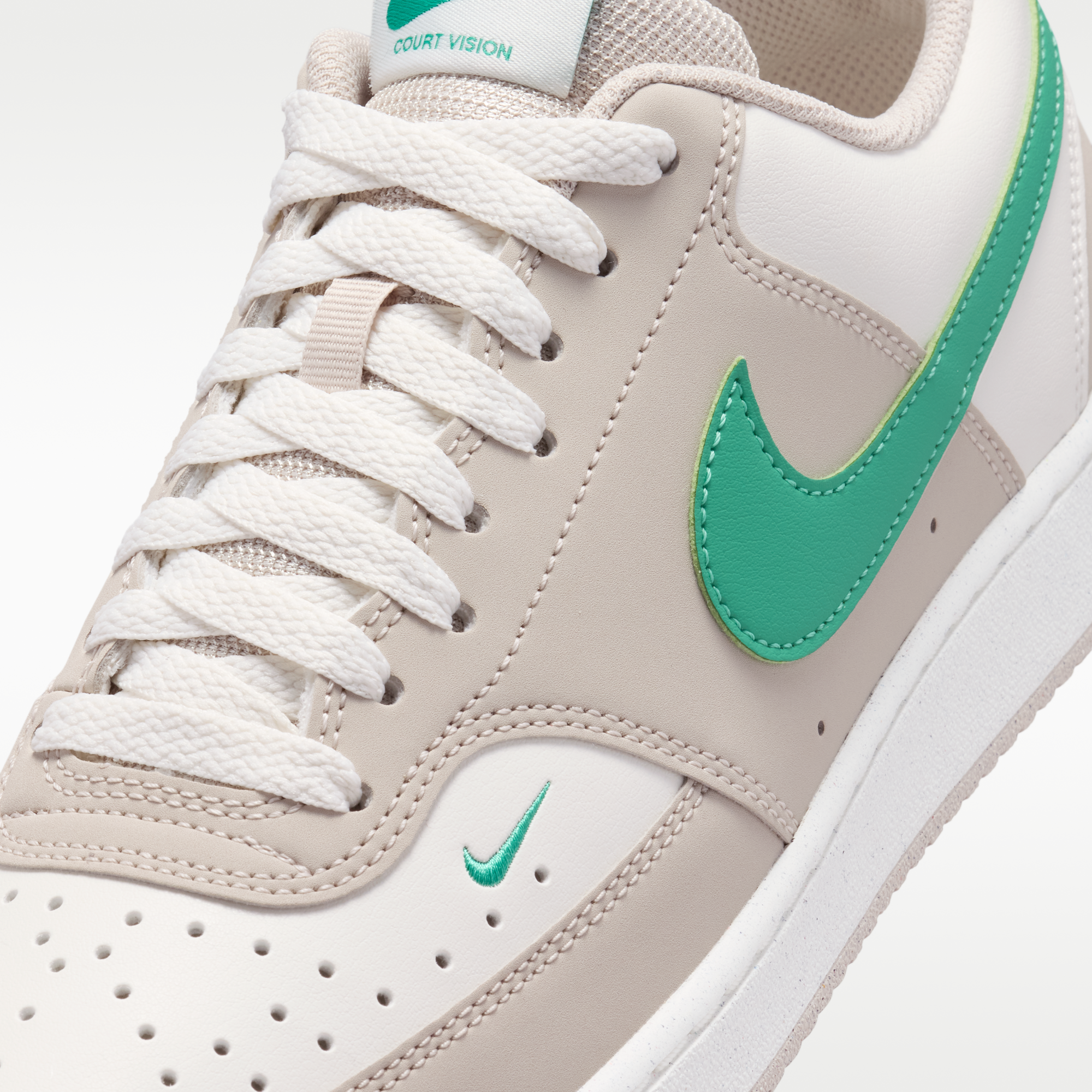 Nike Court Vision Low - Sail/Cream II/Emerald Green - 7