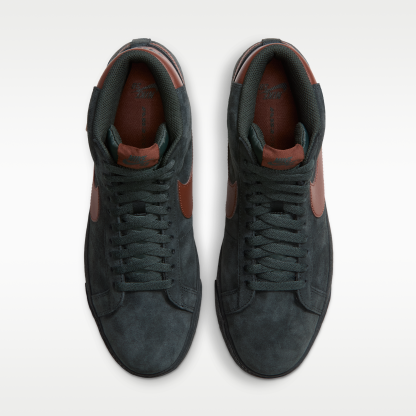 Nike SB Zoom Blazer Mid - Black Spruce/Black Spruce/Gum Medium Brown/Corduroy Brown - 4