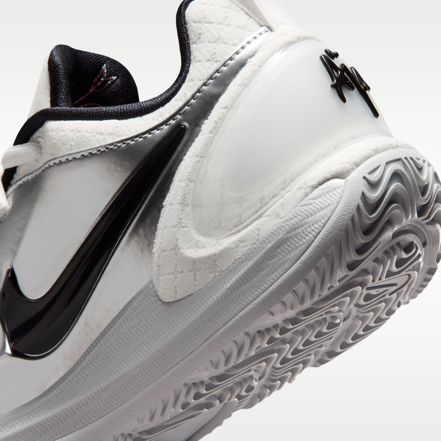 A'Two "Mirrored" - Summit White/Metallic Silver/Μαύρο - 8