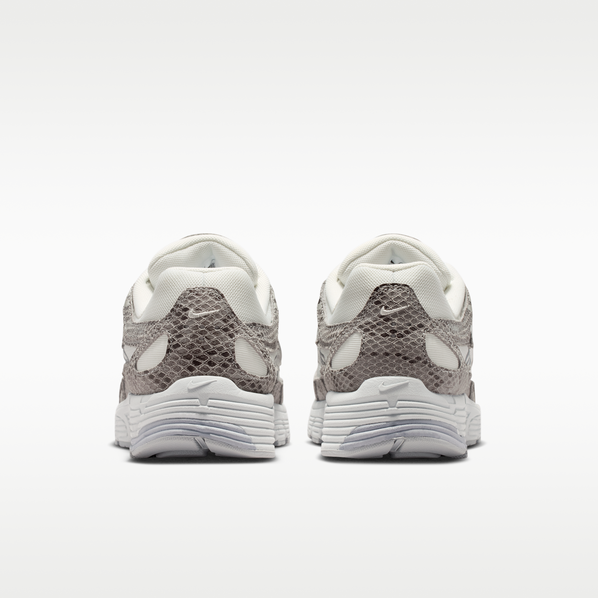 Nike P-6000 - Off White/Μαύρο/Cool Grey/Metallic Silver - 6