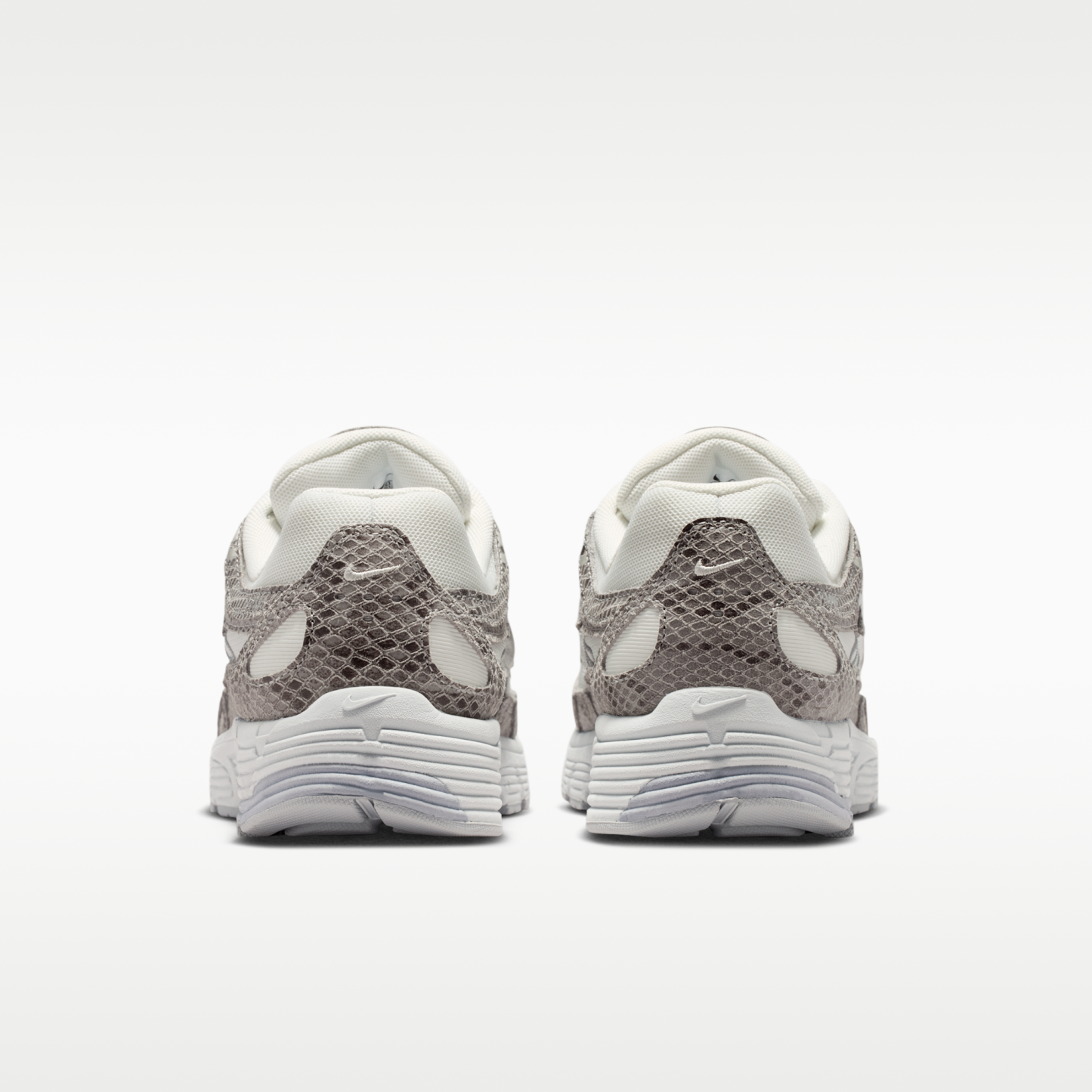 Nike P-6000 - Off White/Μαύρο/Cool Grey/Metallic Silver - 6
