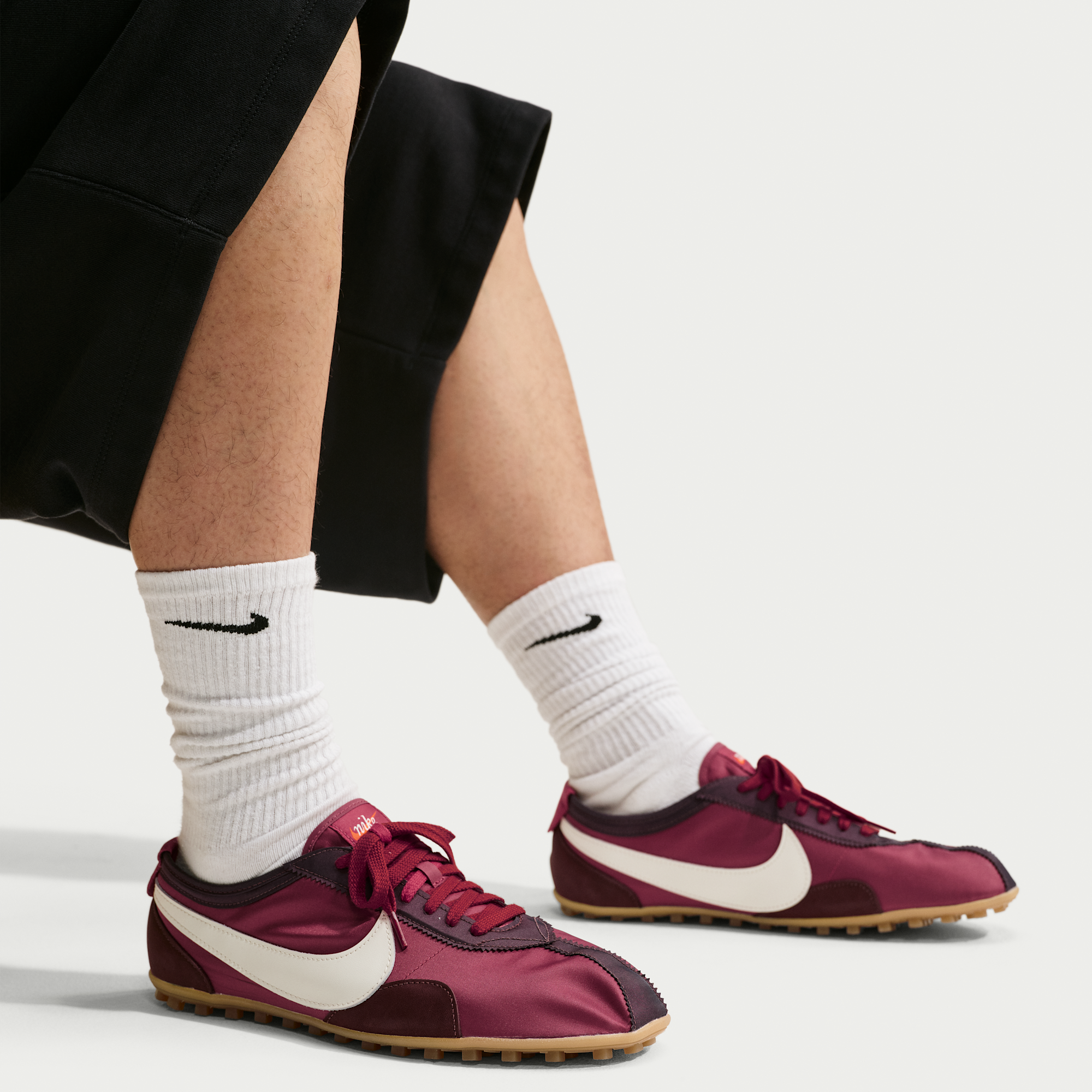 Nike Moon Shoe OG - Tough Red/Mystic Dates/Gum Light Brown/Sail - 9