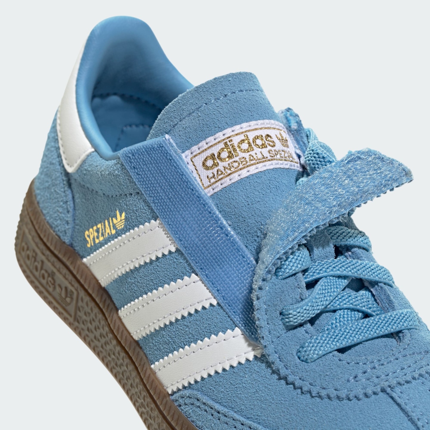Handball Spezial Παιδικό Παπούτσι, Komfortverschluss, elastische Schnürsenkel – Light Blue / Cloud White / Gum – JQ6381