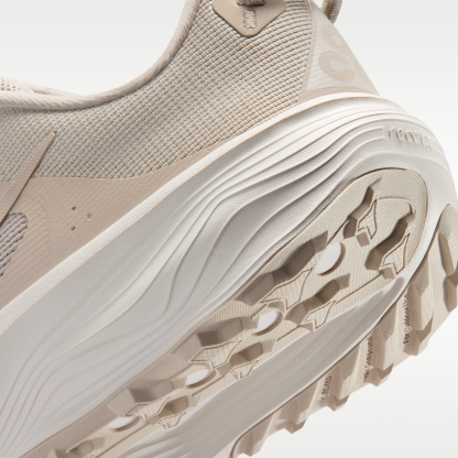 Nike ACG Pegasus Trail - Cream II/Light Orewood Brown/Safety Orange/Cream II - 8