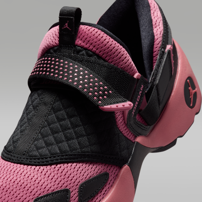 Jordan Trunner LX - Μαύρο/Reflective Silver/Desert Berry - 7
