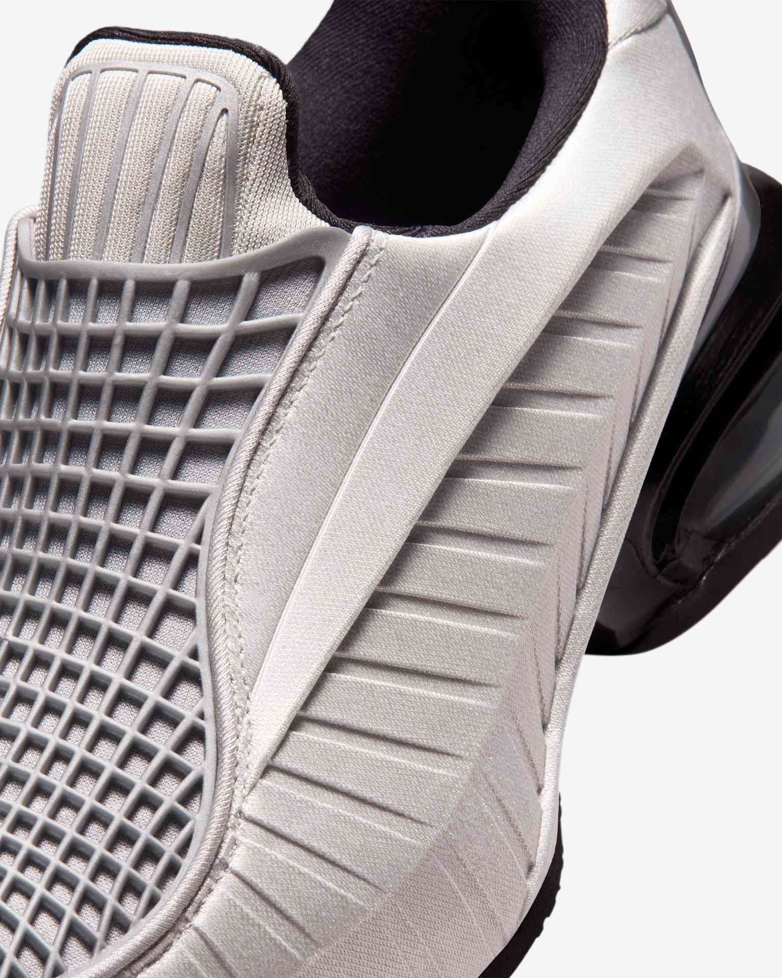 Nike Air Max Dolce - Metallic Silver/Metallic Silver/Μαύρο - 9