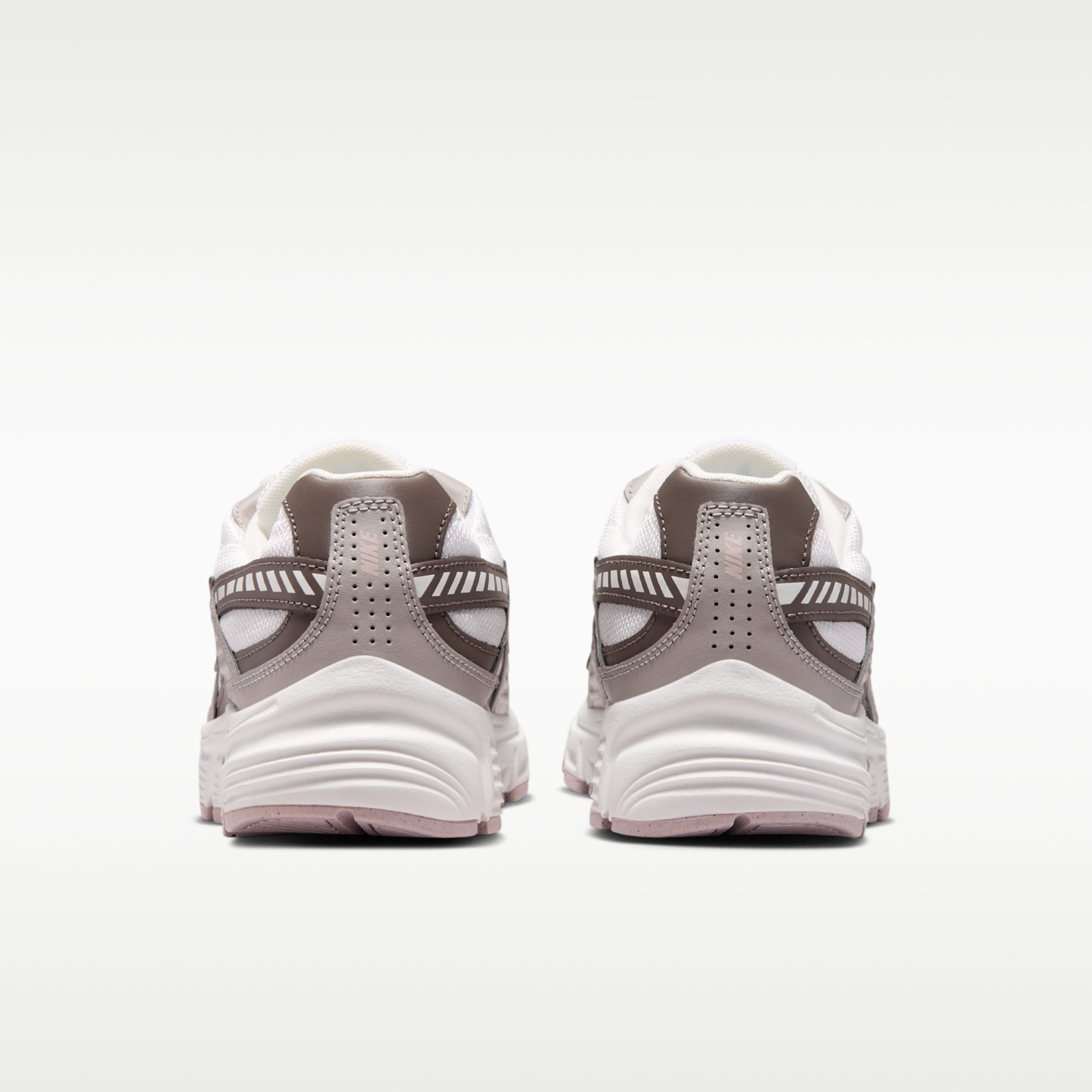Nike Initiator - Summit White/Cave Stone/College Grey/Platinum Violet - 6