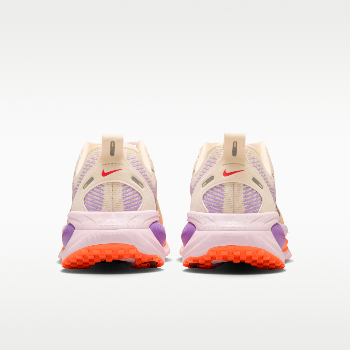 Nike Vomero 18 - Chalk/Pink Foam/Bright Violet/Tattoo - 6