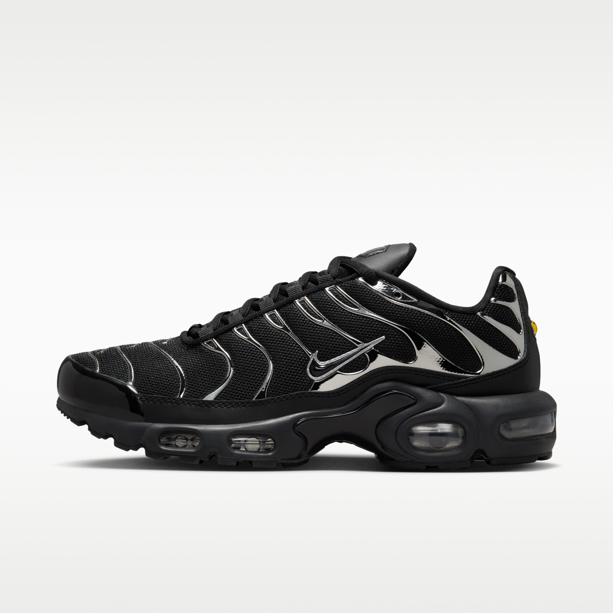 Nike Air Max Plus SE - Μαύρο/Metallic Silver/Laser Crimson/Off Noir - 1