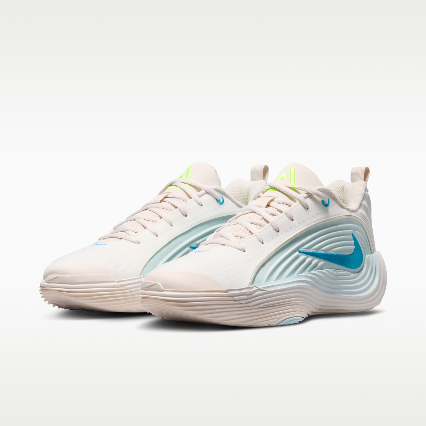 Giannis Immortality 5 - Sail/Glacier Blue/Chalk/Light Current Blue - 5