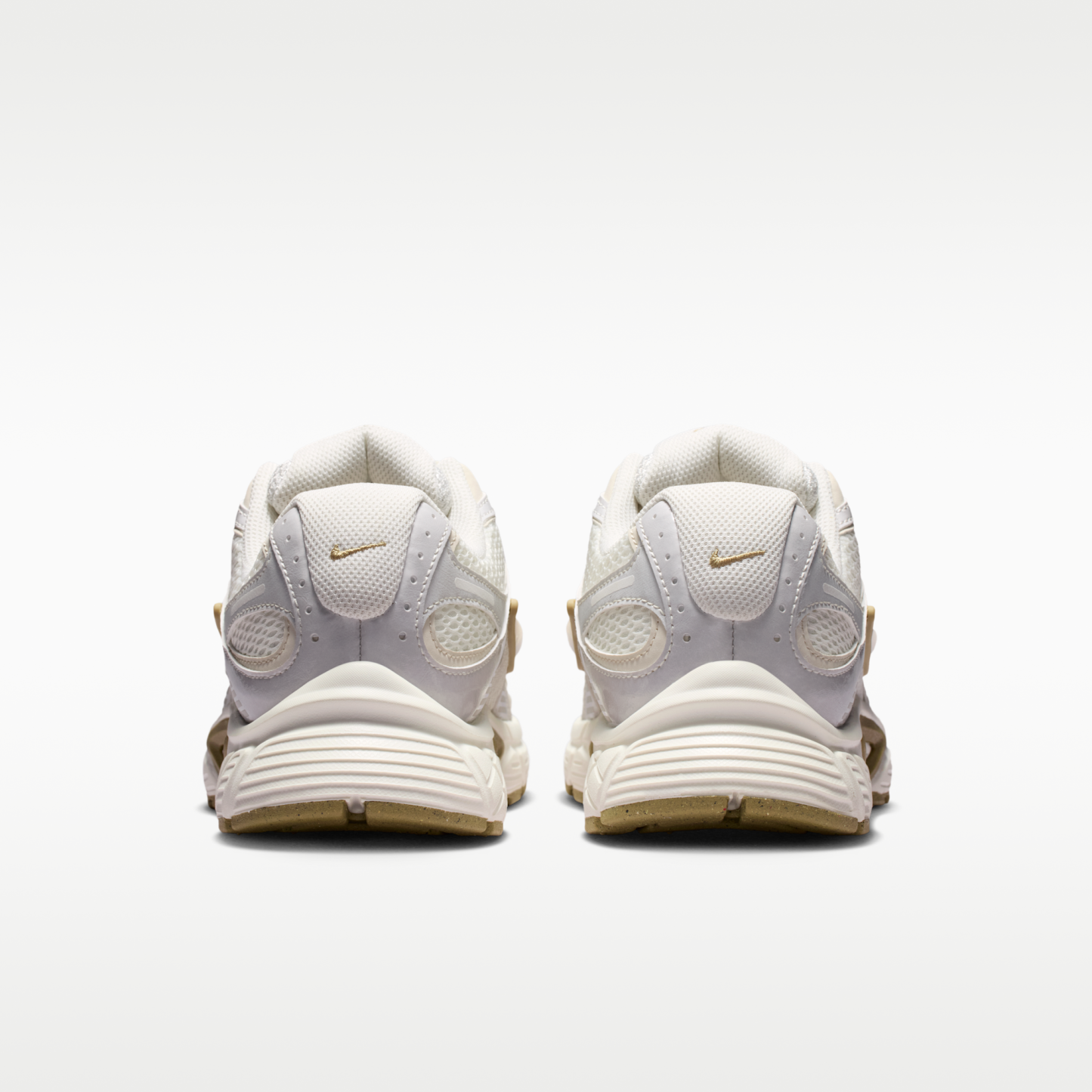 Nike V5 RNR Premium - Sail/Parachute Beige/Light Orewood Brown/Sail - 6