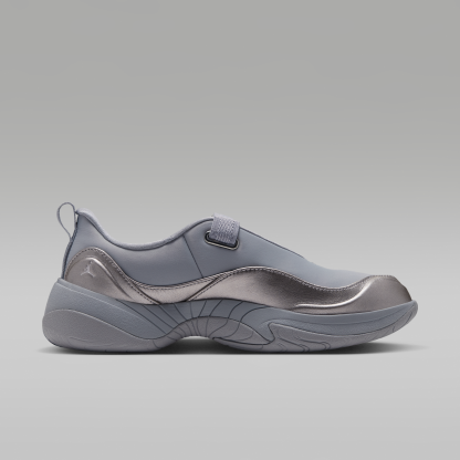 Jordan Pointe - Metallic Silver/Smoke Grey/Photon Dust - 3
