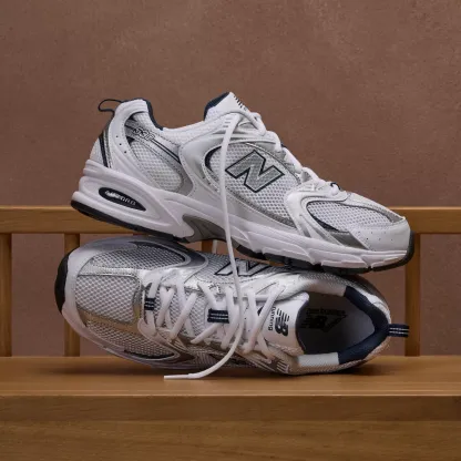 New Balance 530 UNISEX - Zapatillas - grey/white/light grey
