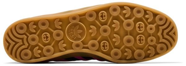 Chaussures adithtdas X Guthtcci Gazelle Pink