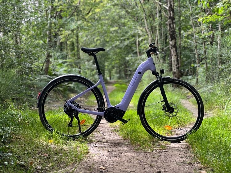 Essai du Decathlon Rockrider E-ACTV 500 : le renouveau du vélo électrique tout chemin - Mobilité Verte