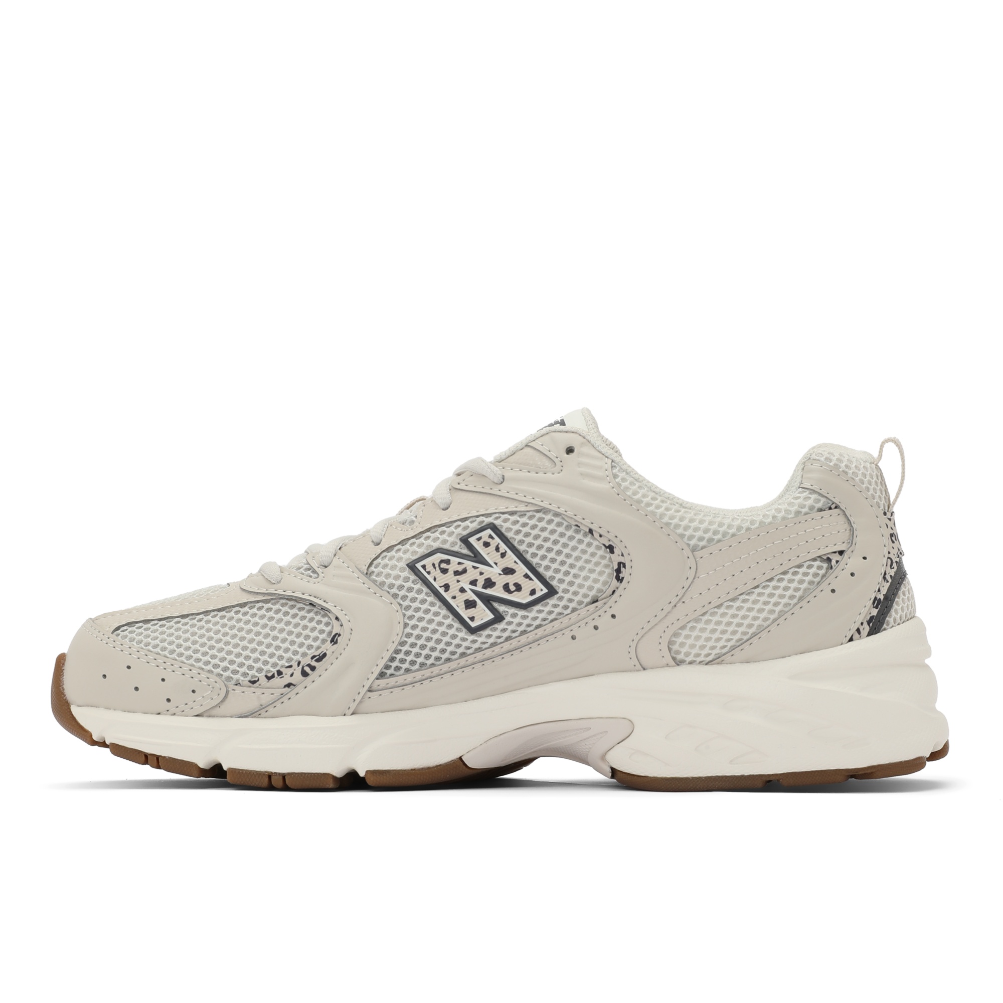 New Balance 530 Crema / Blanco sal / Negro MR530AAM