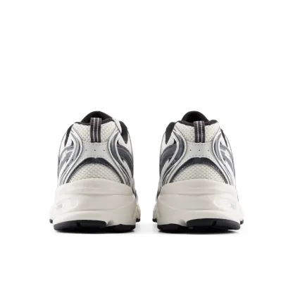 New Balance 530 Blanco sal / Gris oscuro U530COC