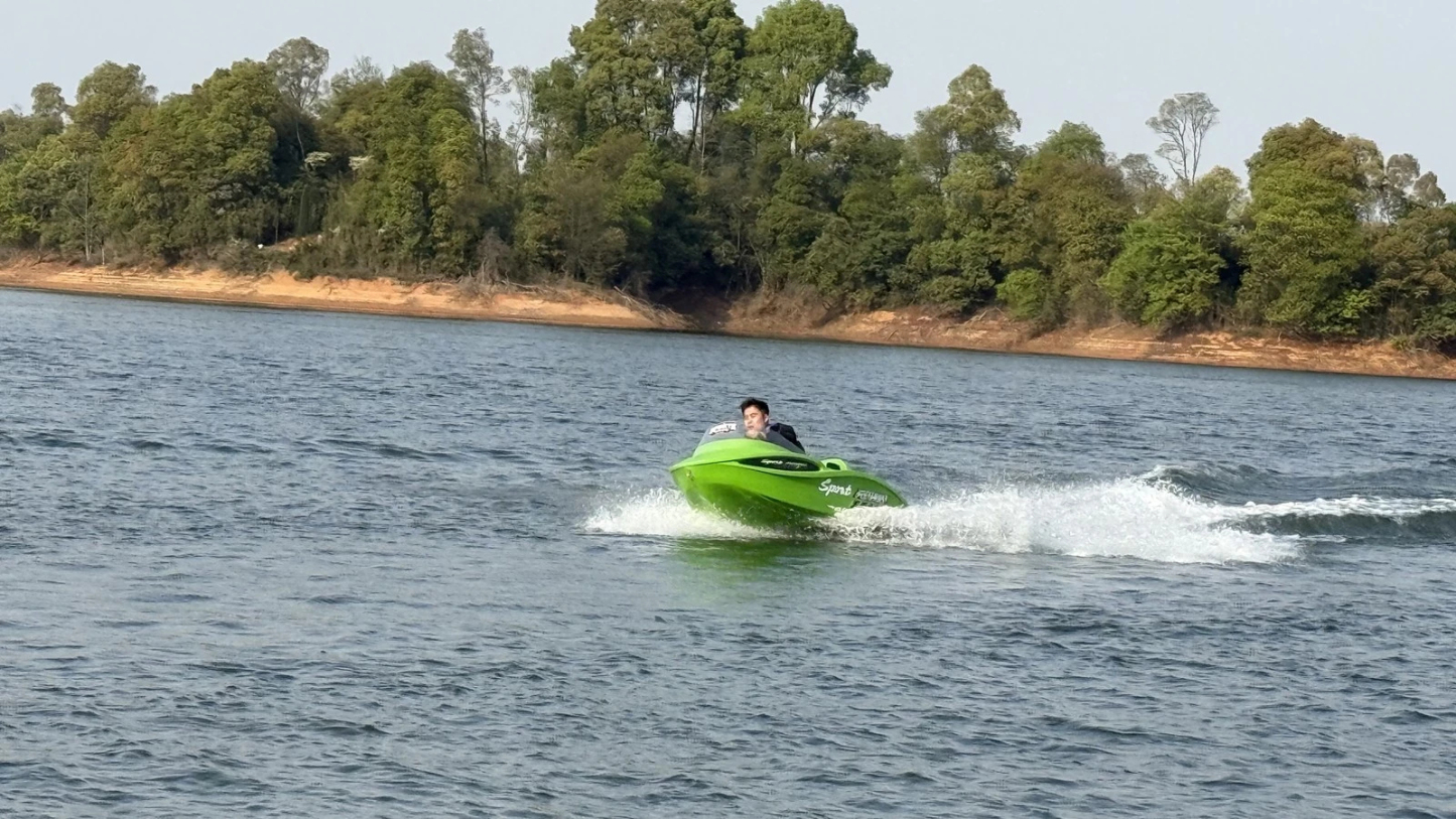 Kart Boat électrique