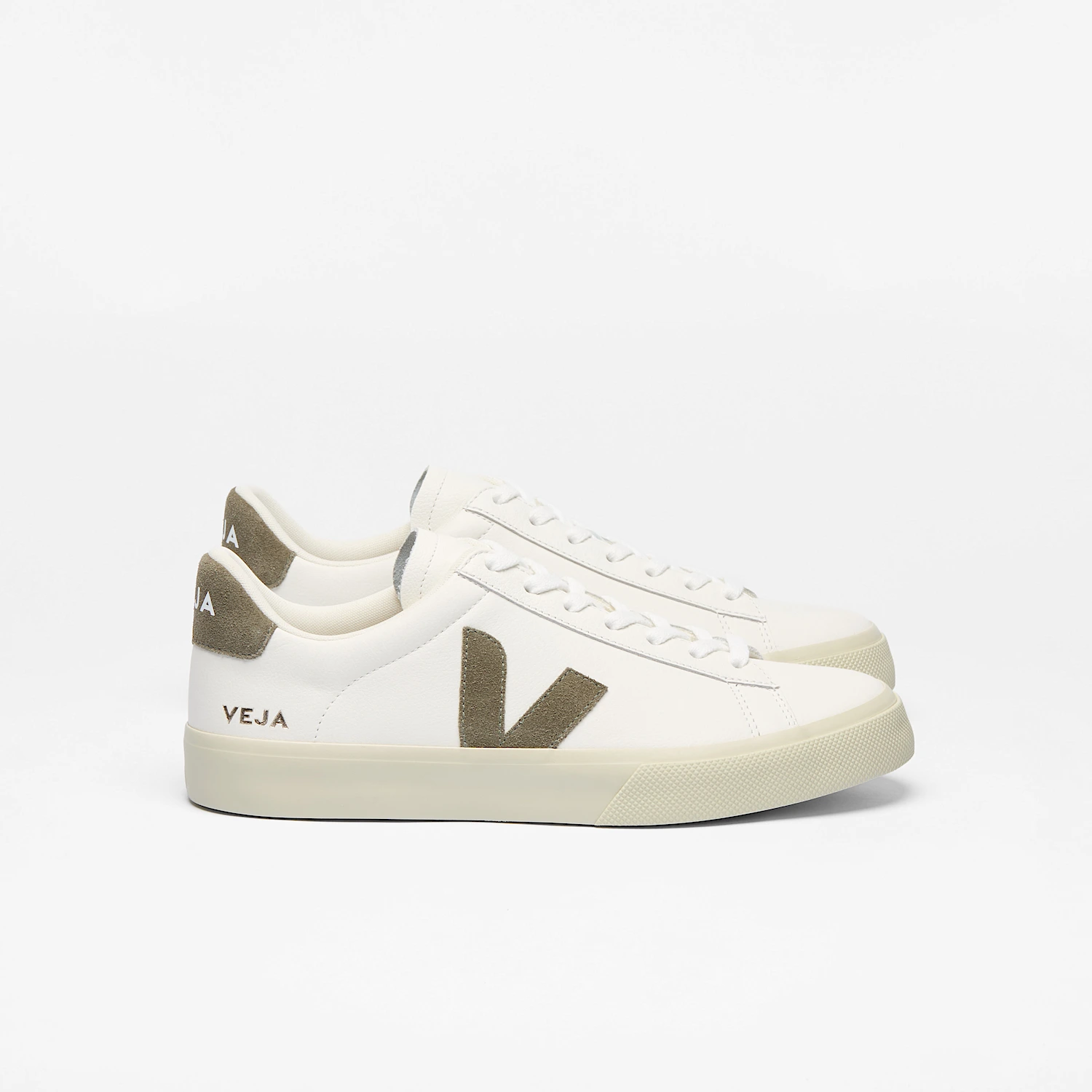 Veja Campo Leather
