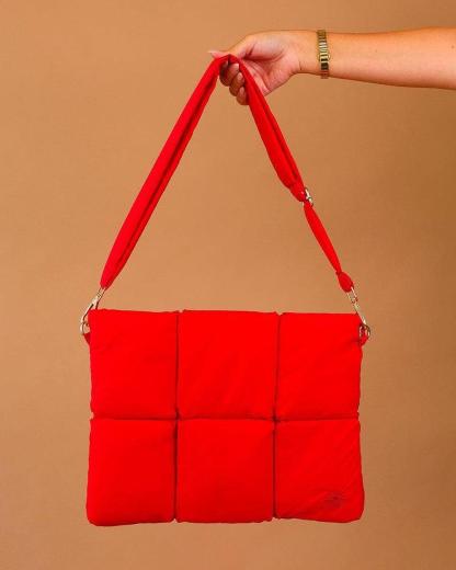 Cloud Carryall | Cherry