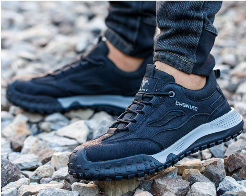 (⏰LAST DAY-70% OFF🛒)Anti-smashing, anti-piercing, insulating, breathable and wear- Reinforced Lightweight Safety Shoes