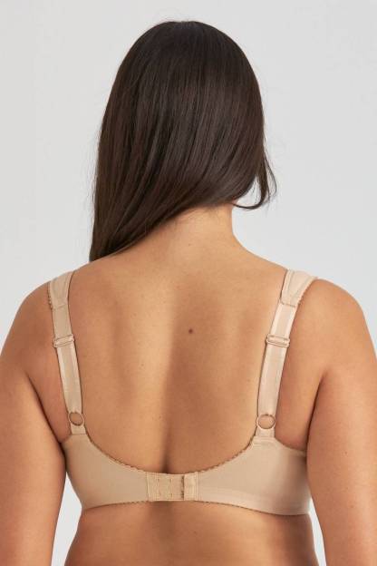 Triumph – 4 sztuki ✨ Miękki Zapewniający Koronkowy Wygodny biustonosz