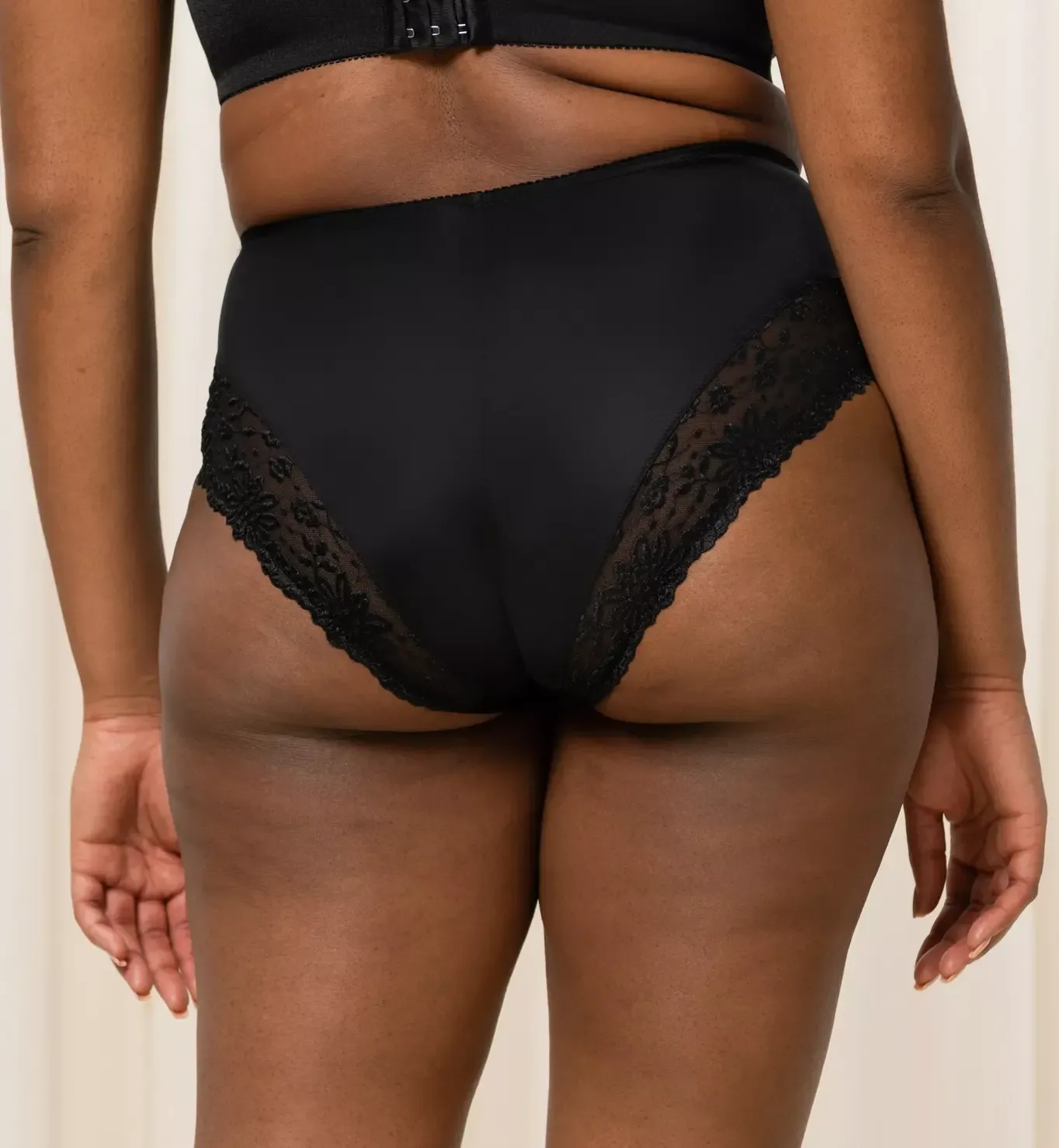 LADYFORM SOFT