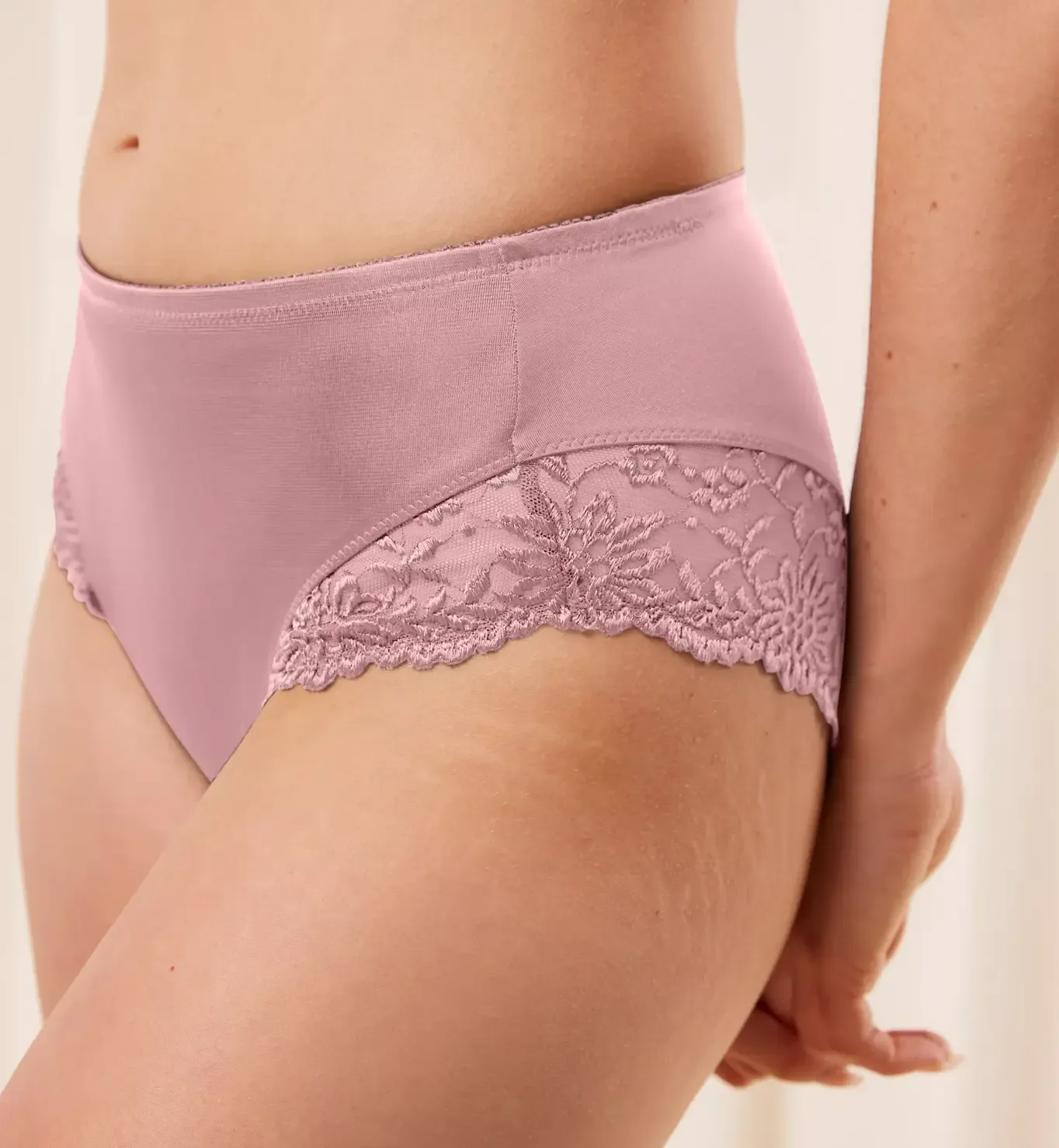 LADYFORM SOFT