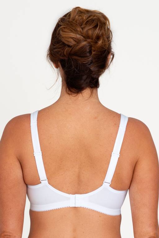 Triumph – 4 sztuki 🥇Biustonosz bez fiszbin, szeroki i wygodny