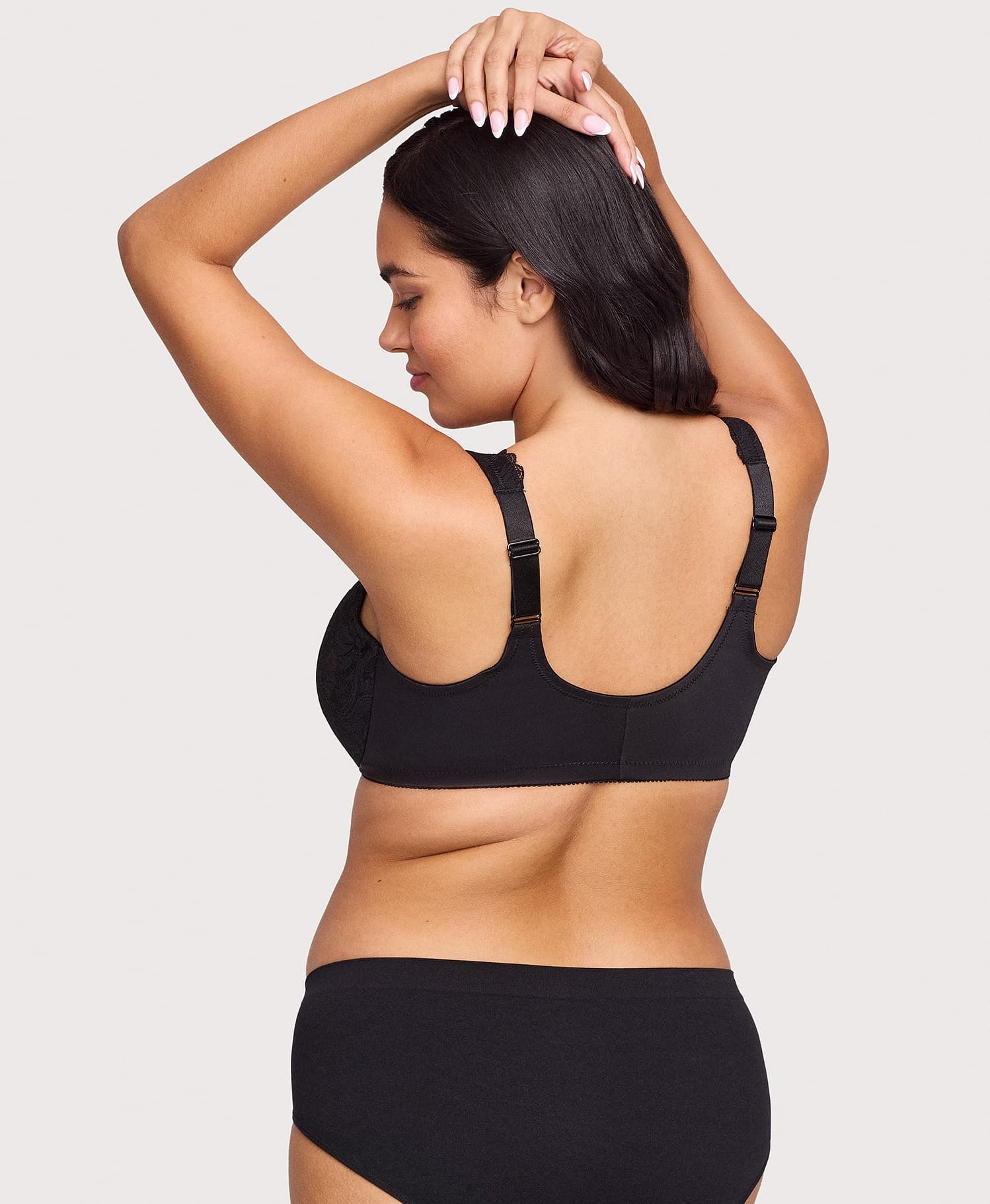 Triumph - (4 sztuki) ✨ Biustonosz z koronki elastycznej zapinany z przodu