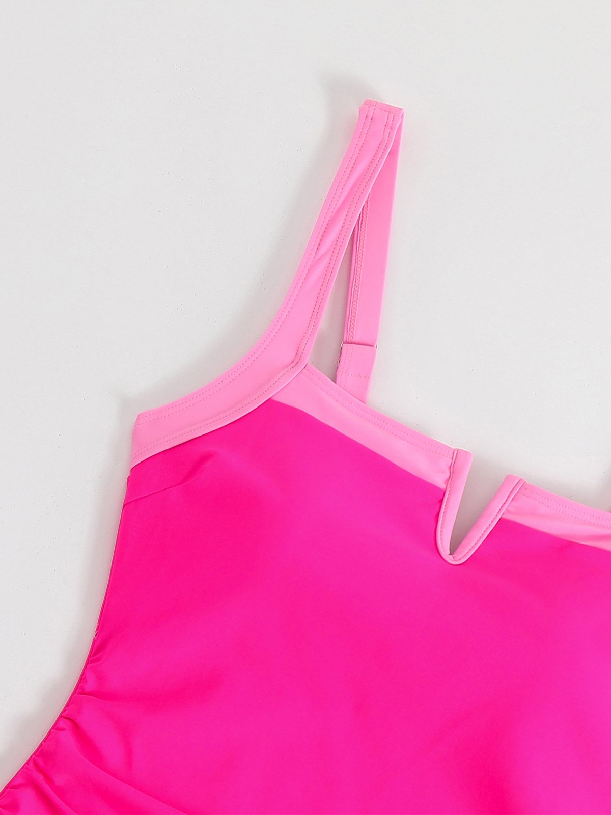 Colorblock Square Neck One-Piece Swimsuit-OAKWEA