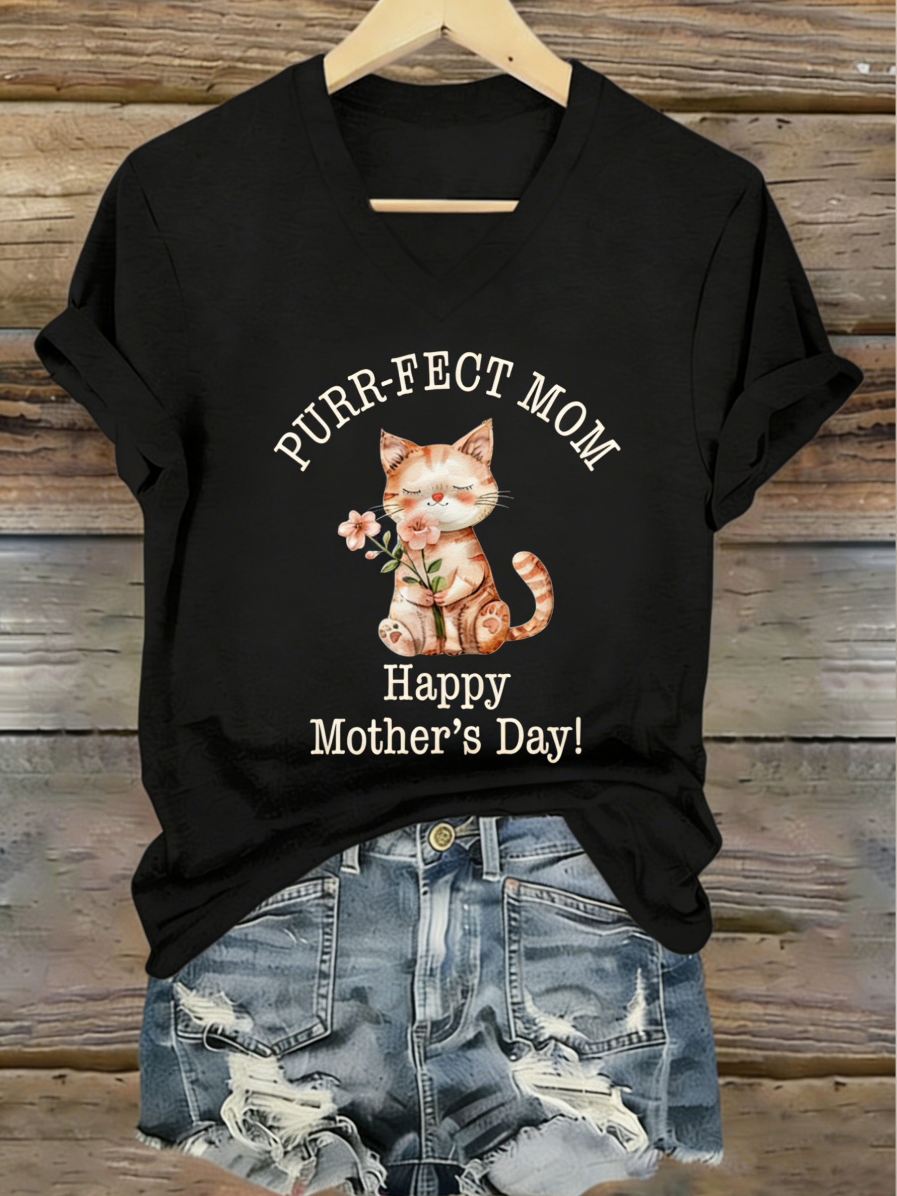 Purr-fect Mom Cute Cat Flower Mother's Day V-Neck Short Sleeve T-Shirt