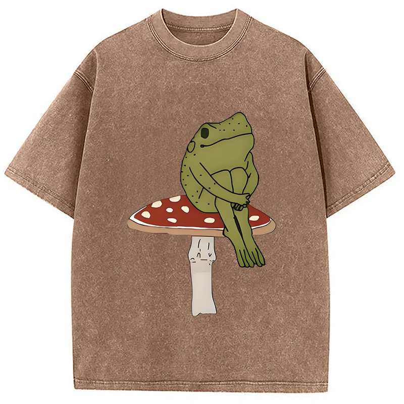 Frog on Mushroom Washed T-Shirt
