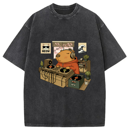 Capybara DJ Washed T-Shirt