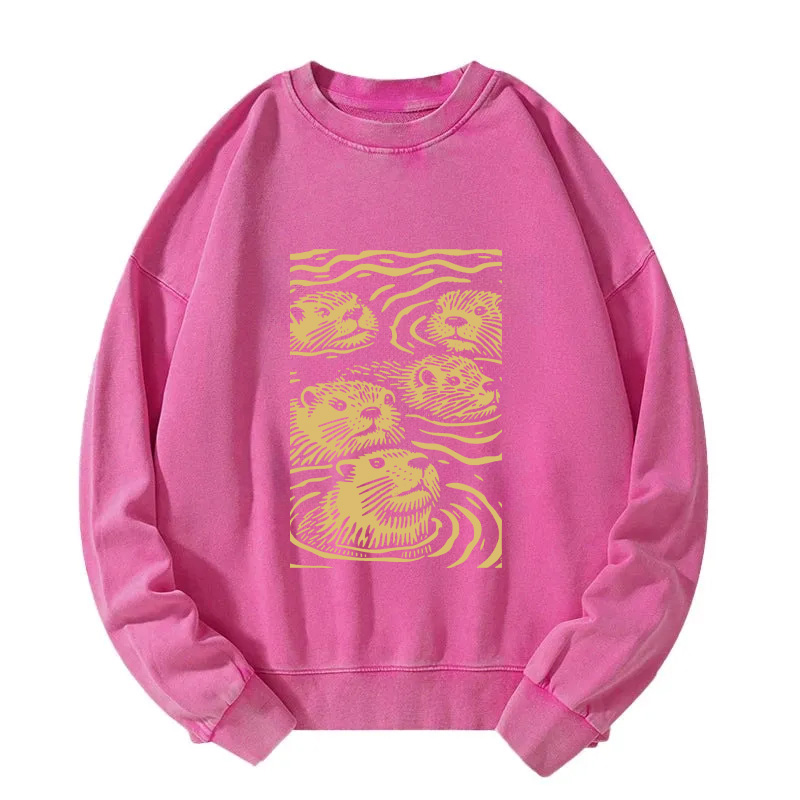 Woodcut Otter Washed Sweatshirt