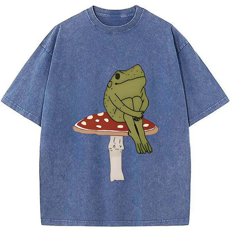 Frog on Mushroom Washed T-Shirt