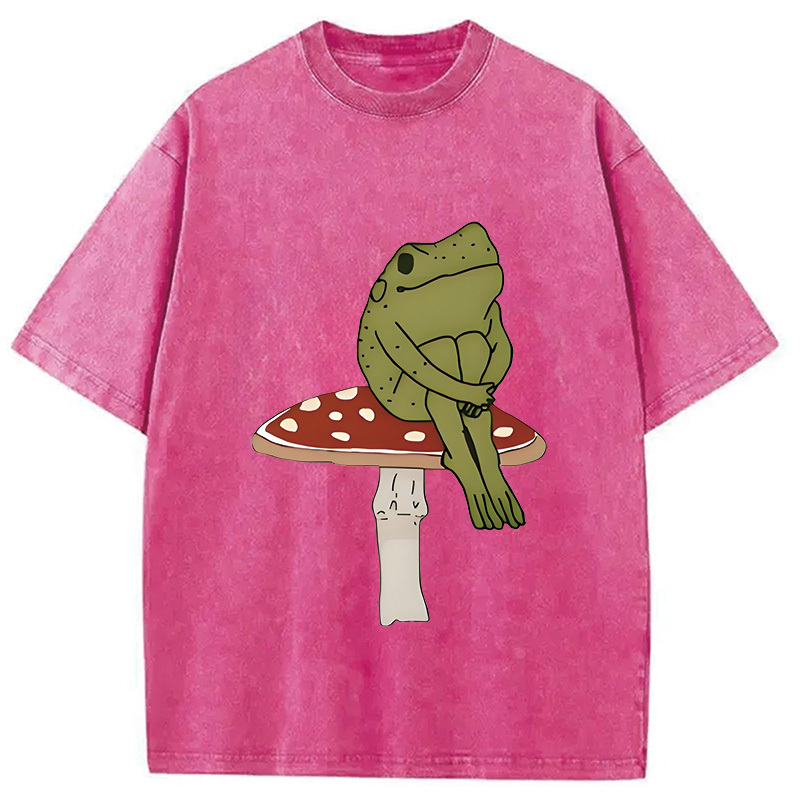 Frog on Mushroom Washed T-Shirt