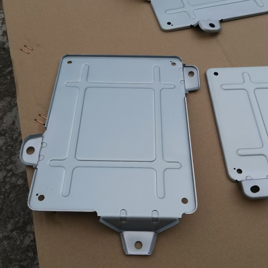Online Metal Fabrication Solutions | Custom Automotive & Medical Parts