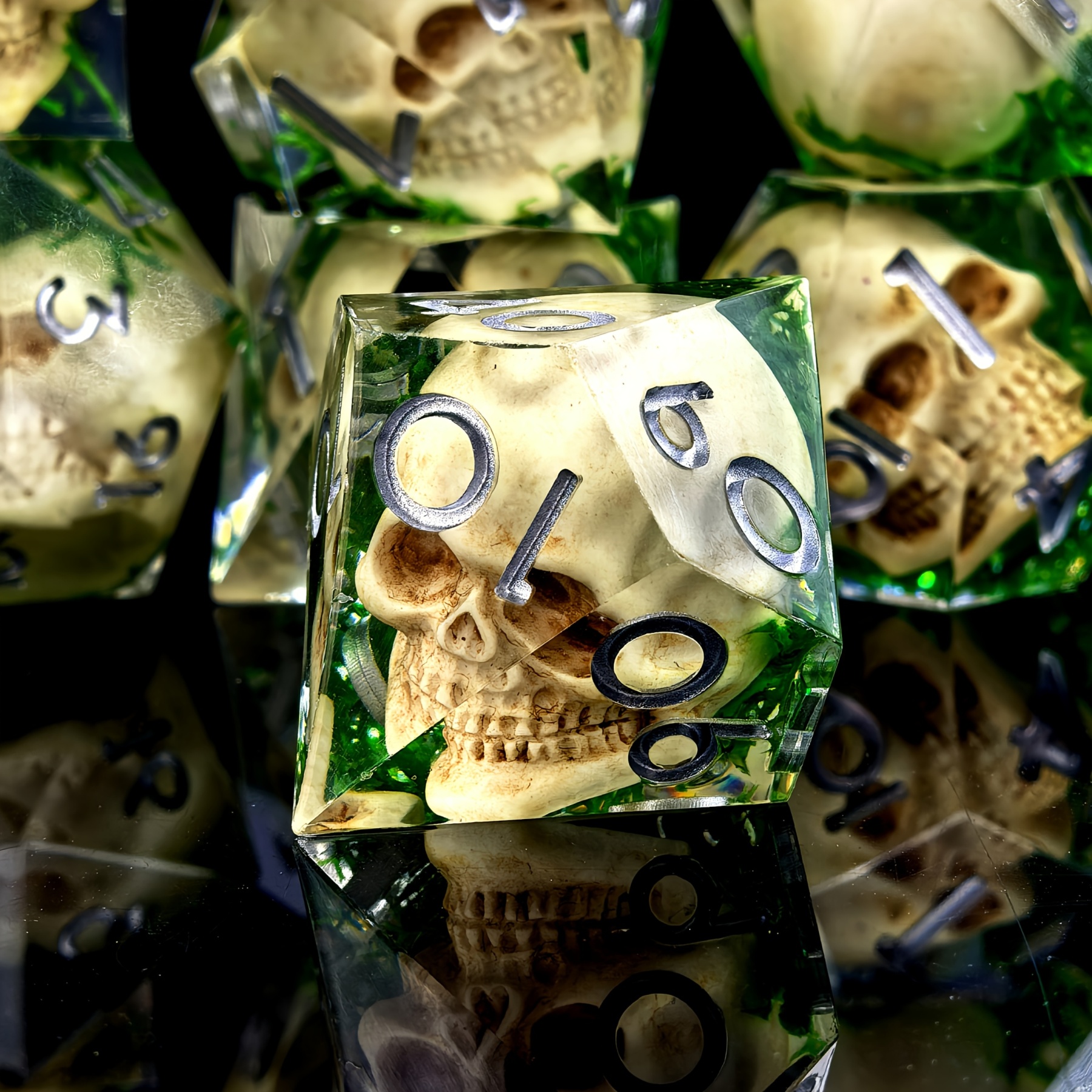 Dice set skull Sharp Edge