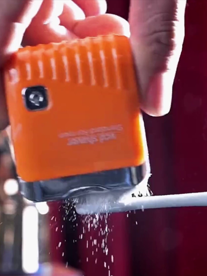 VCD Men's Shaver: Silky smooth, no jamming, leaves no stubble.