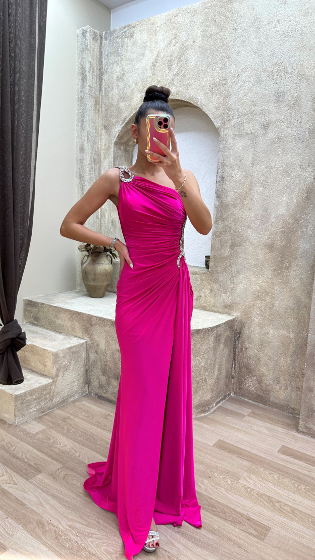 ONE SHOULDER WAIST DETAIL STONE EMBROIDERED DRAPED DESIGN EVENING DRESS