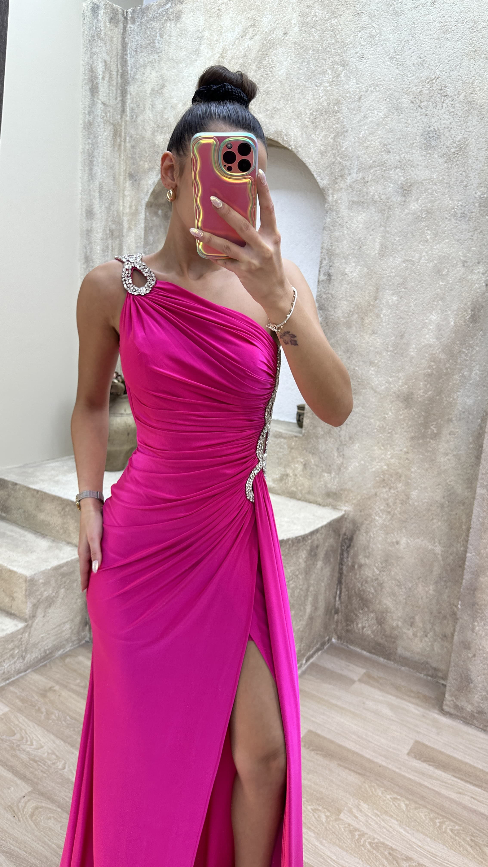 ONE SHOULDER WAIST DETAIL STONE EMBROIDERED DRAPED DESIGN EVENING DRESS