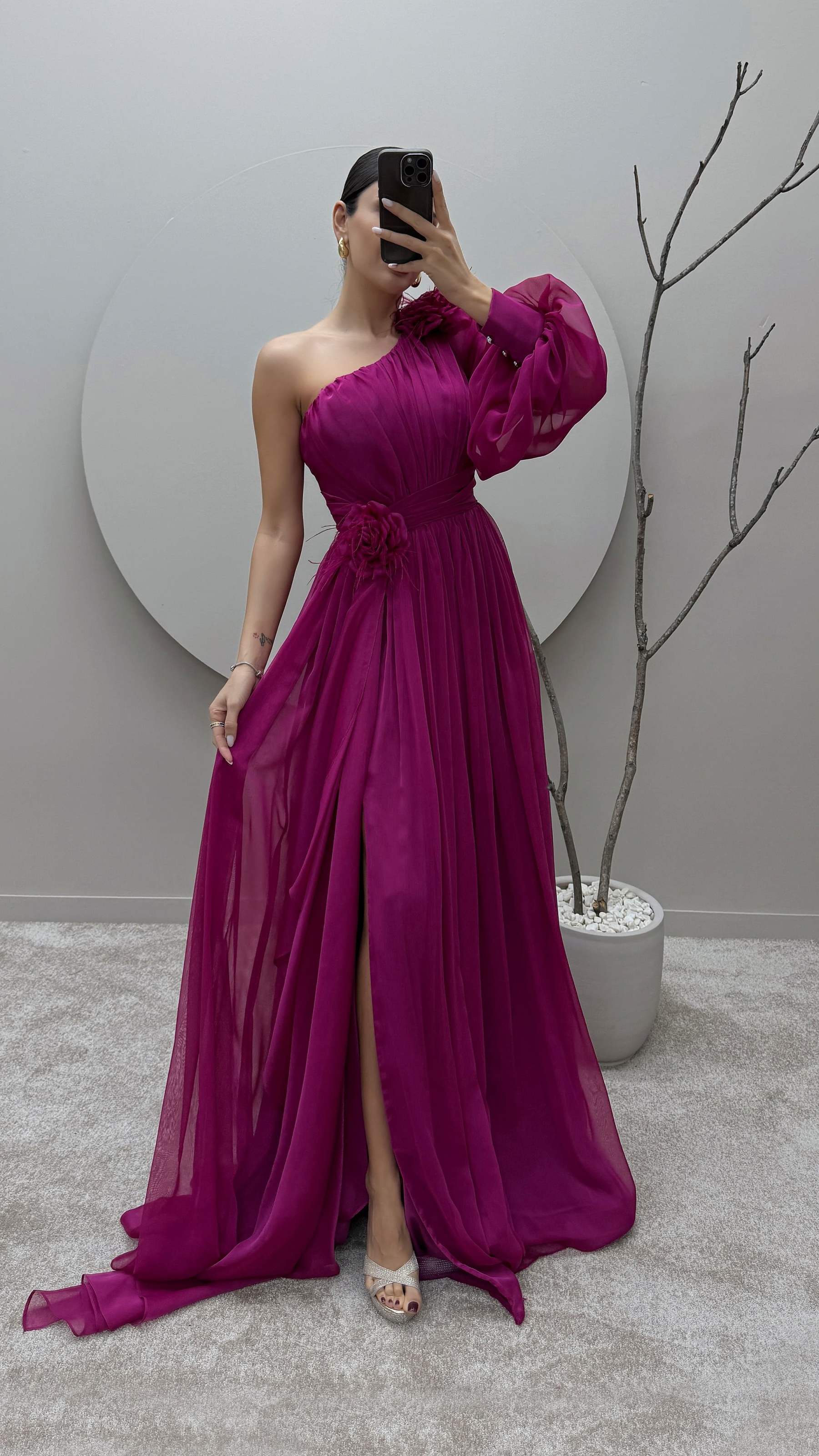 SINGLE SLEEVE SHOULDER AND WAIST ROSE DETAIL DESIGN DRESS