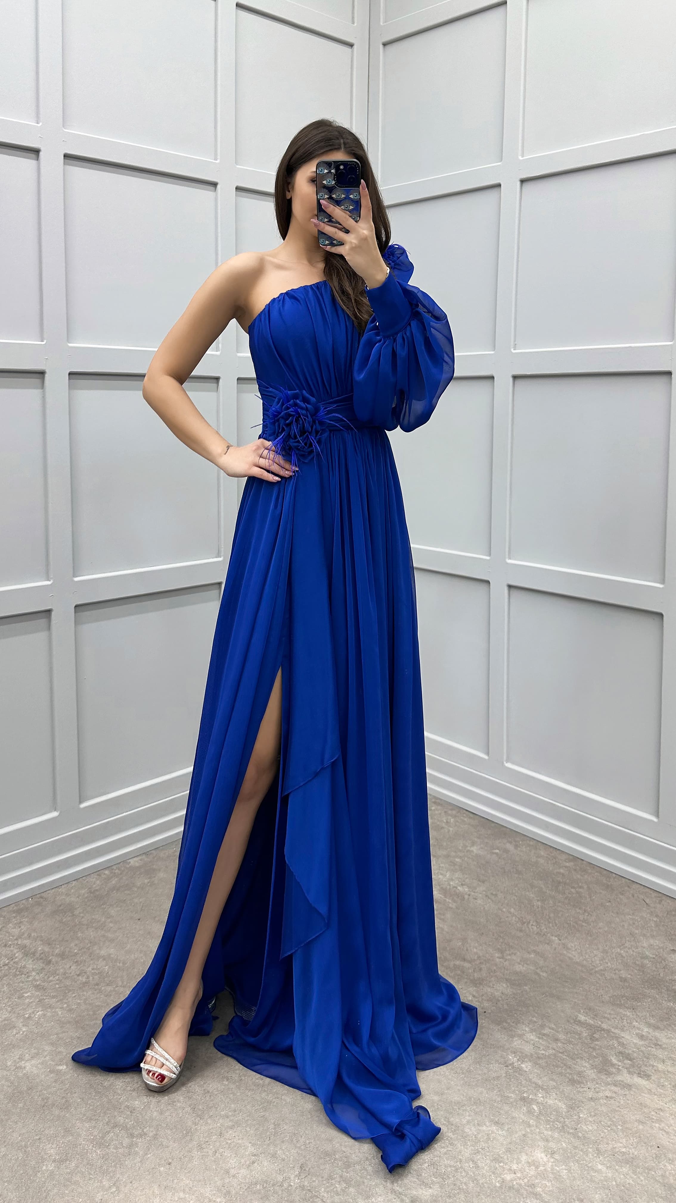 SINGLE SLEEVE SHOULDER AND WAIST ROSE DETAIL DESIGN DRESS