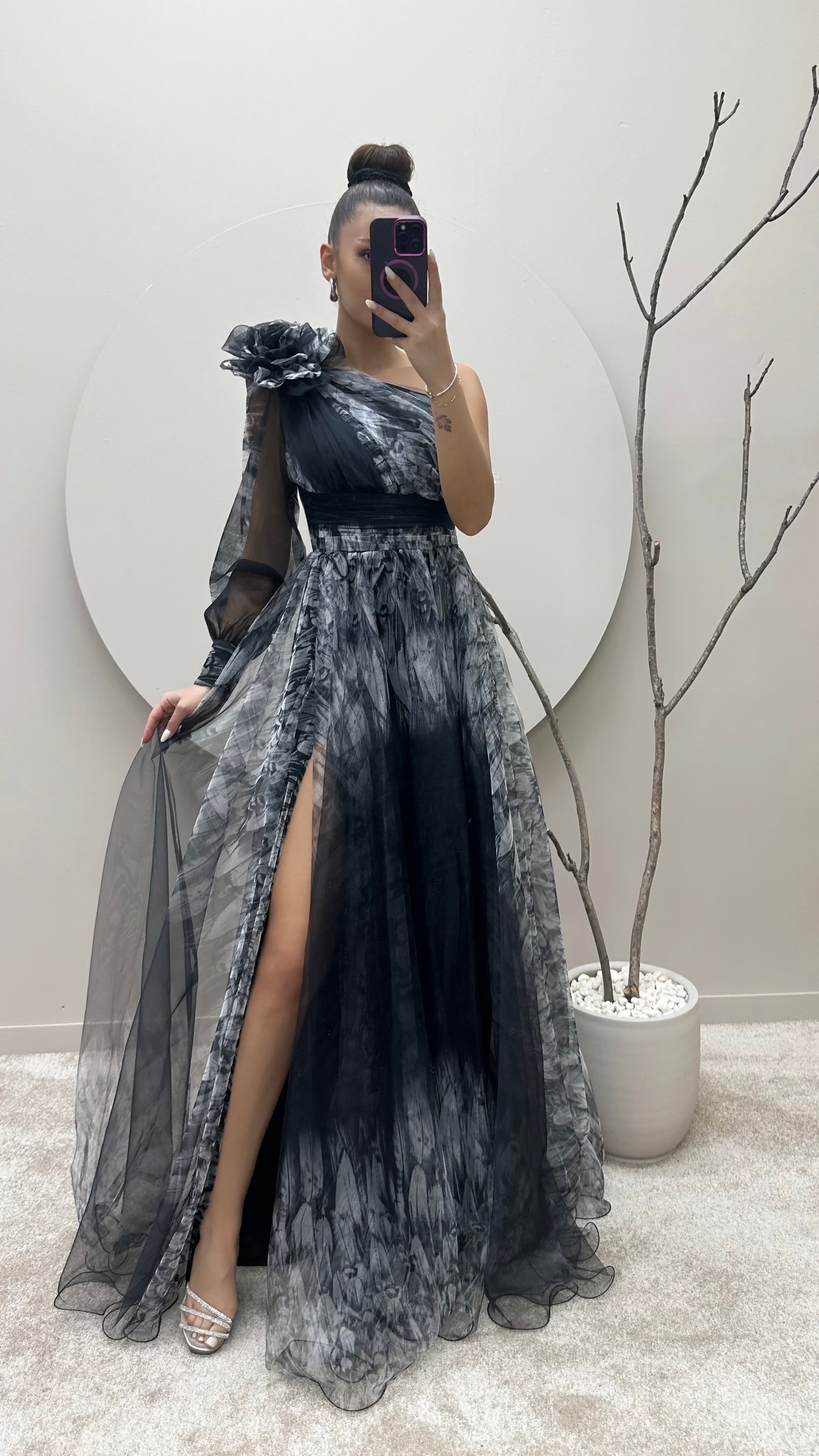 BLACK SINGLE SLEEVE SHOULDER FLORAL TULLE EVENING DRESS